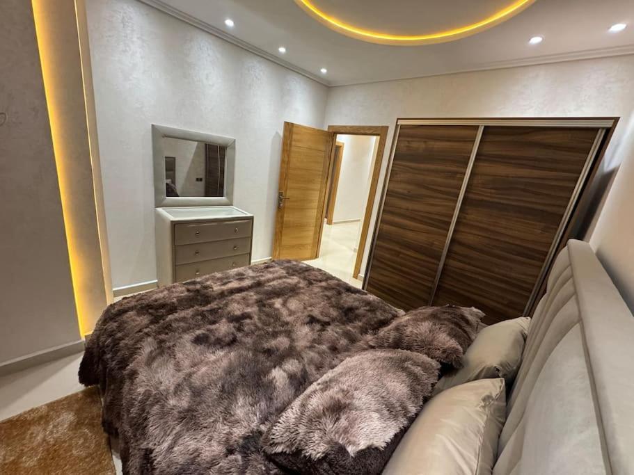 Family-Sized Cosy Apartment 라라슈 외부 사진