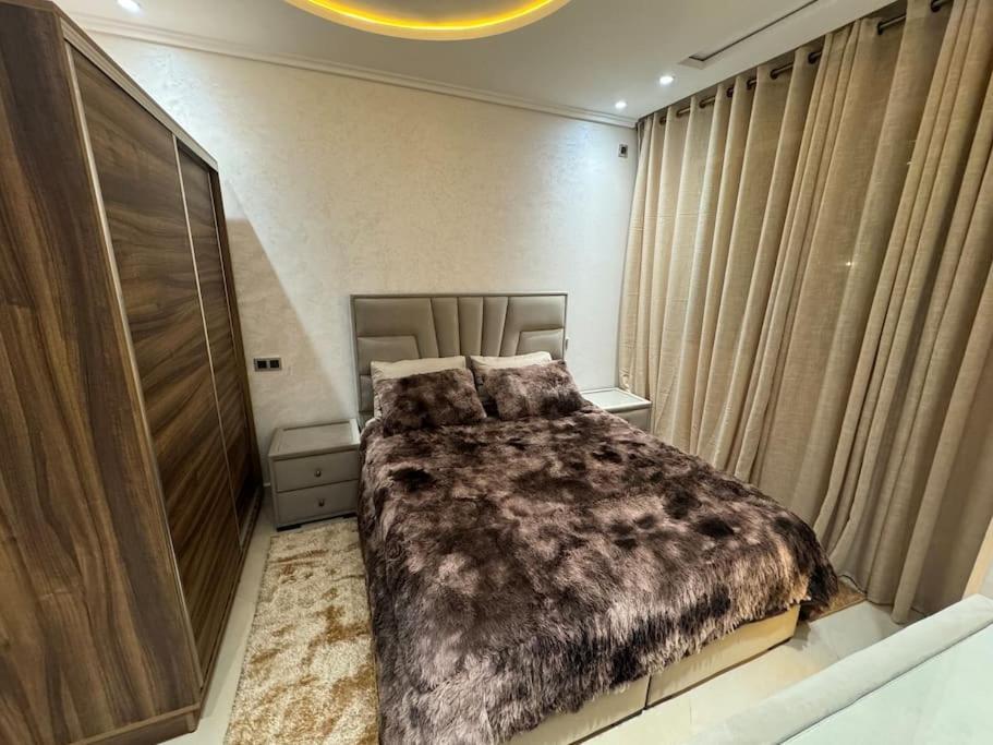 Family-Sized Cosy Apartment 라라슈 외부 사진