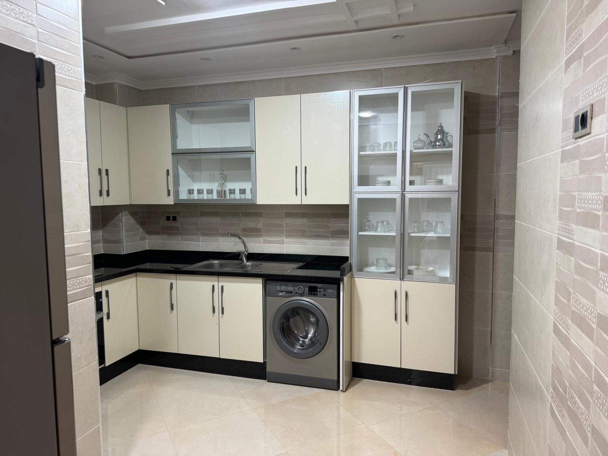 Family-Sized Cosy Apartment 라라슈 외부 사진
